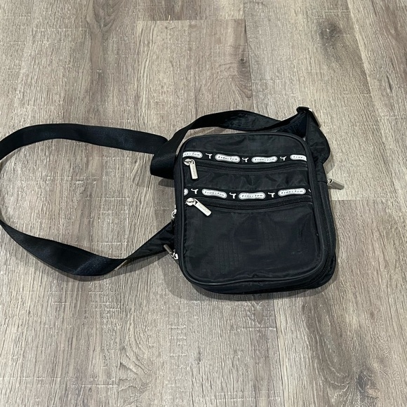 Travelon Anti-theft Black Nylon Satchel Travel Purse Bag Passport Holder - Picture 3 of 10